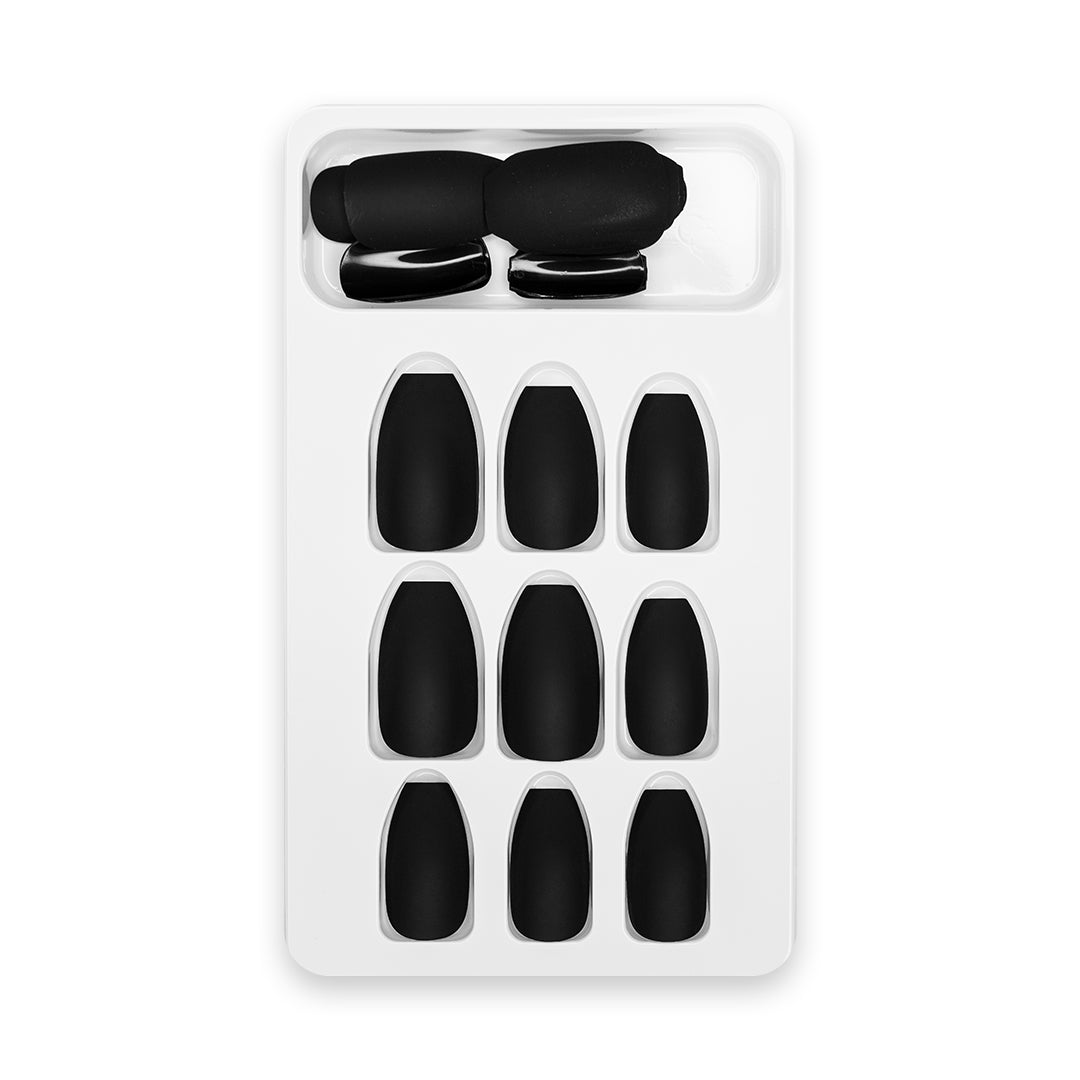Appuyez sur les ongles - Noir mat
